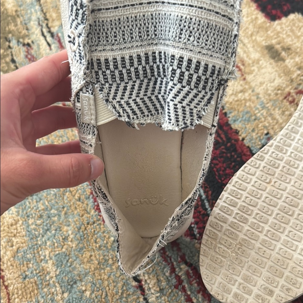 Sanuk Black and White Women's Shoes - Picture 3 of 4